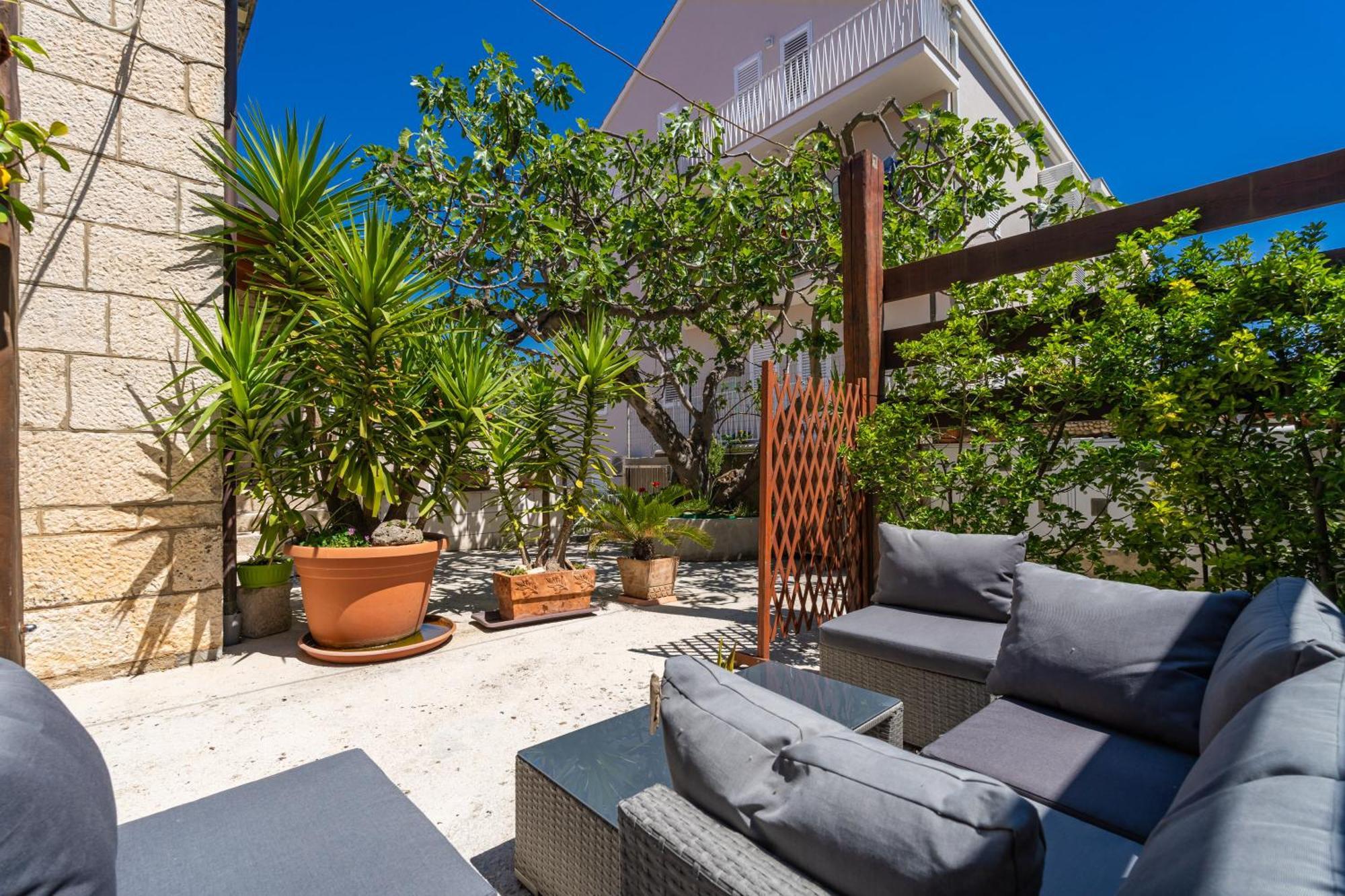 Apartments & Room Frane ดูบรอฟนิก ภายนอก รูปภาพ